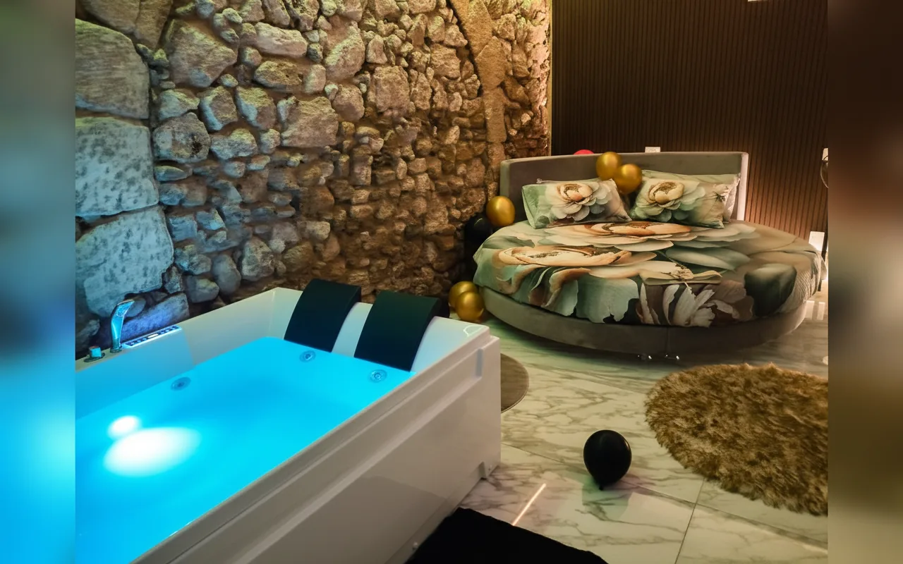 Camera con bagno privato — Suite San Giovanni, Gela (Sicilia) (foto 6)